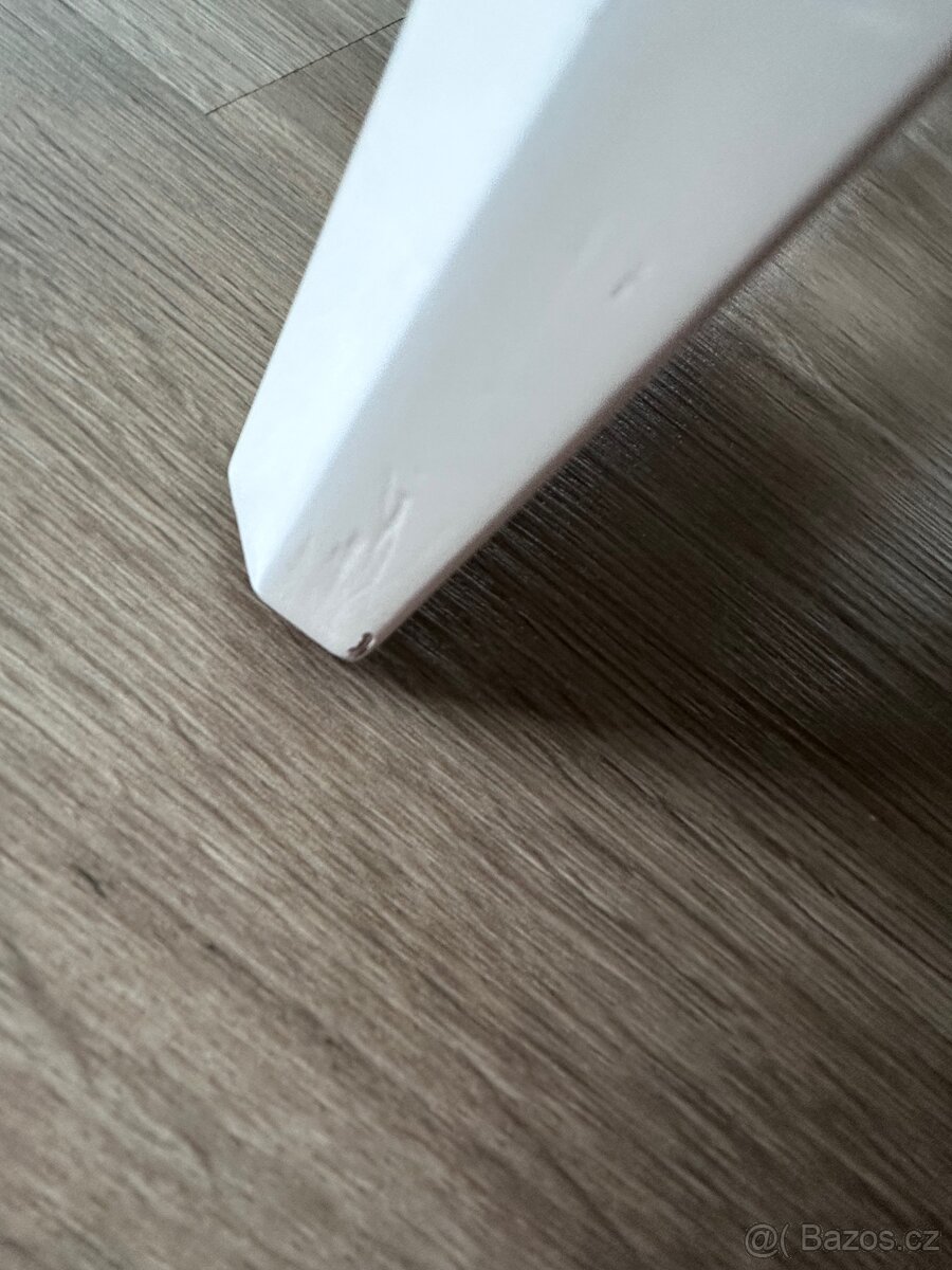 Skleněný konferenční stolek - 7