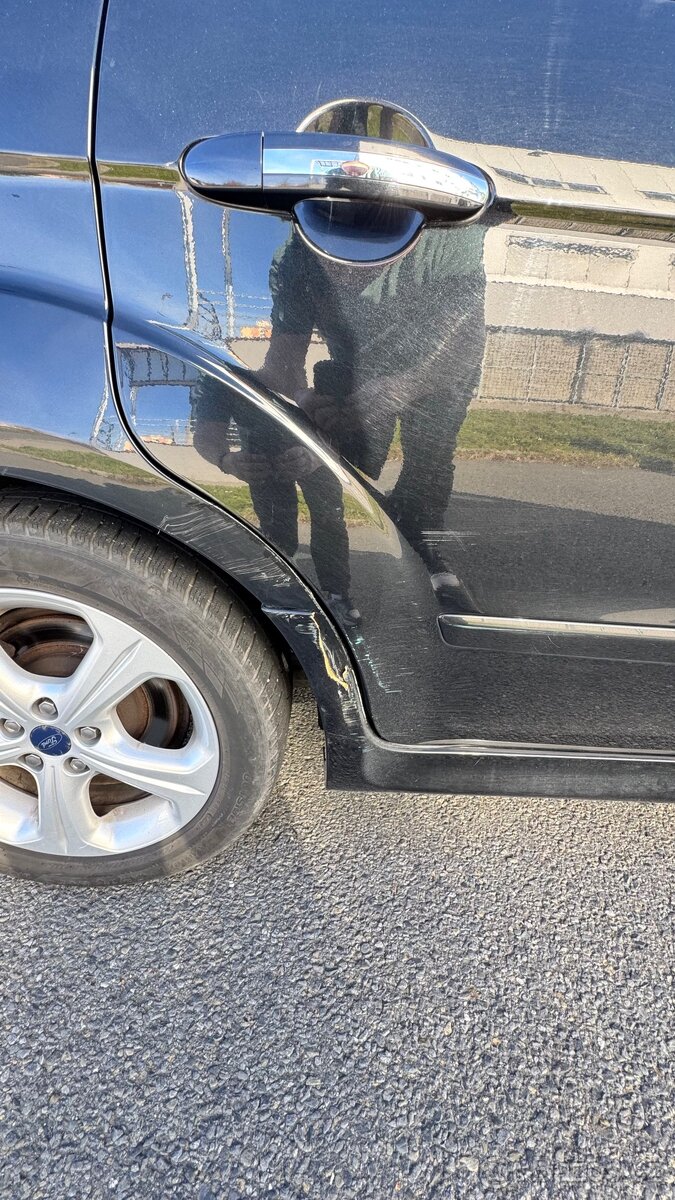 Ford S-MAX 2.2 TDCi Titanium S - 7