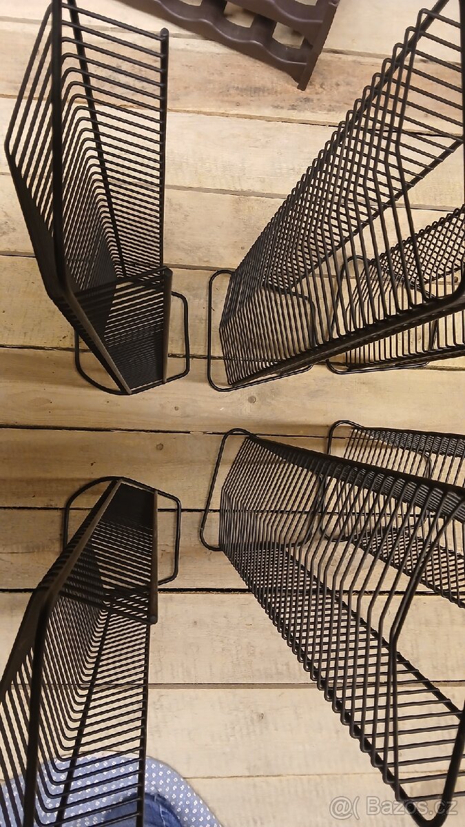 držák/stojan na CD - 7