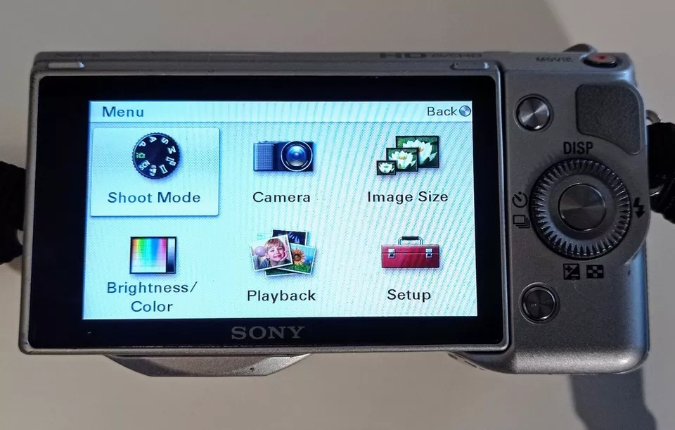 Sony Alpha NEX-5 Silver - 7