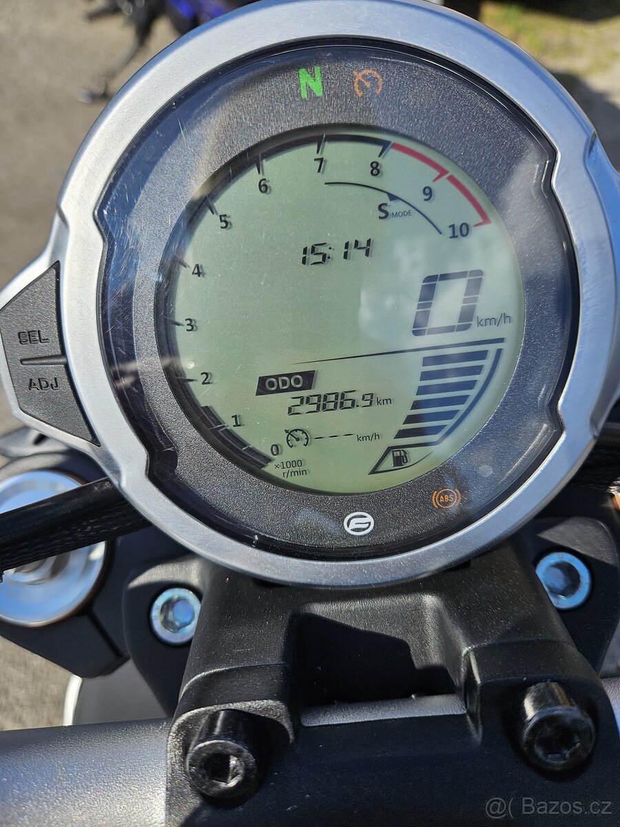 CF Moto 700CLX- Heritage - 7