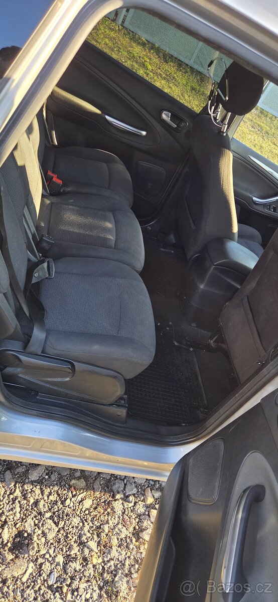 Ford S Max 2.0TDCi 103 kW Titanium - 7