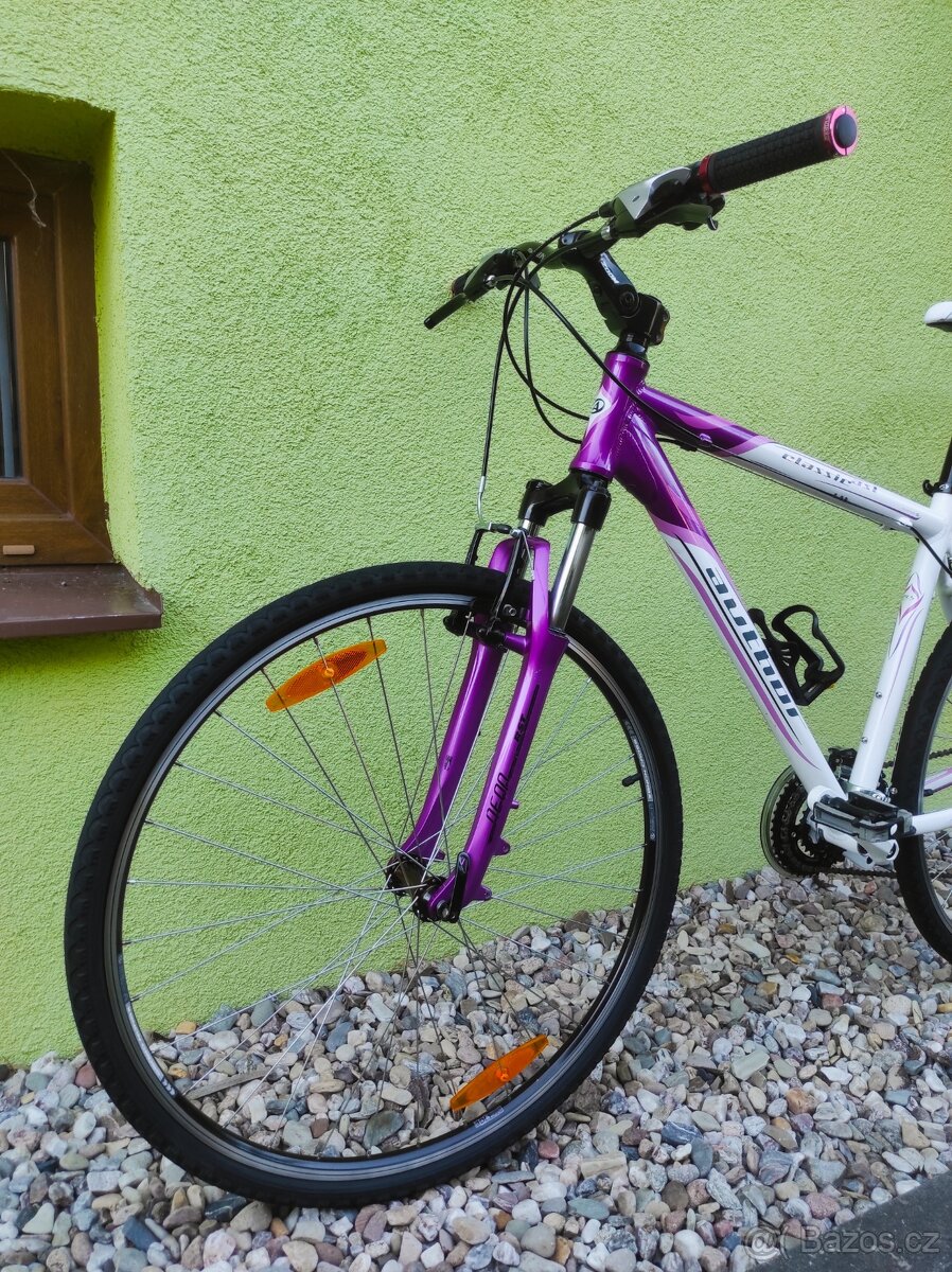 Značkové trekové kolo Author 28"/19,5" - 7