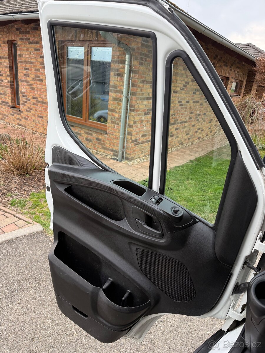 Iveco Daily 2,3 d 35S13 - 7