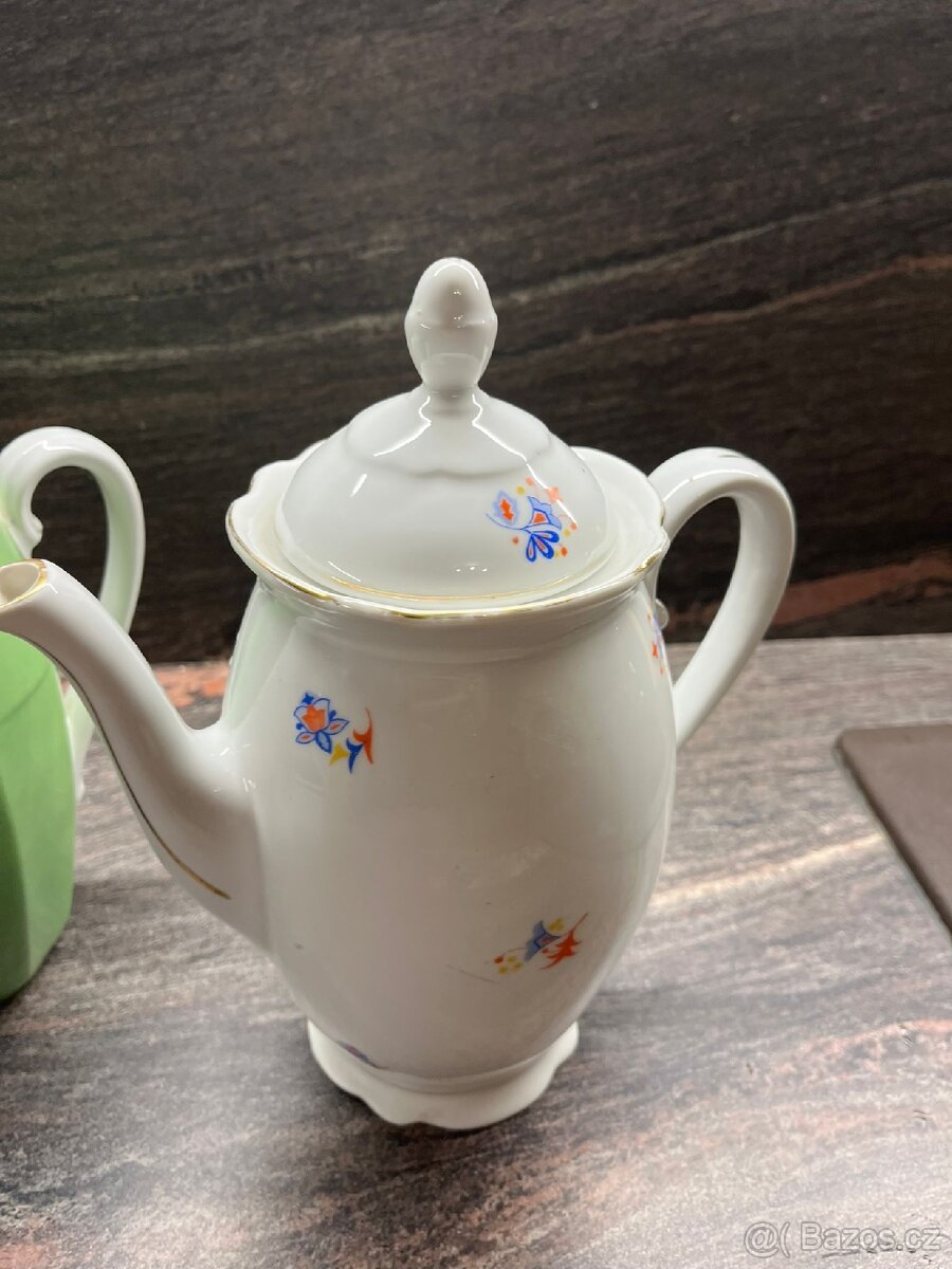 Staré porcelánové konvice - 7