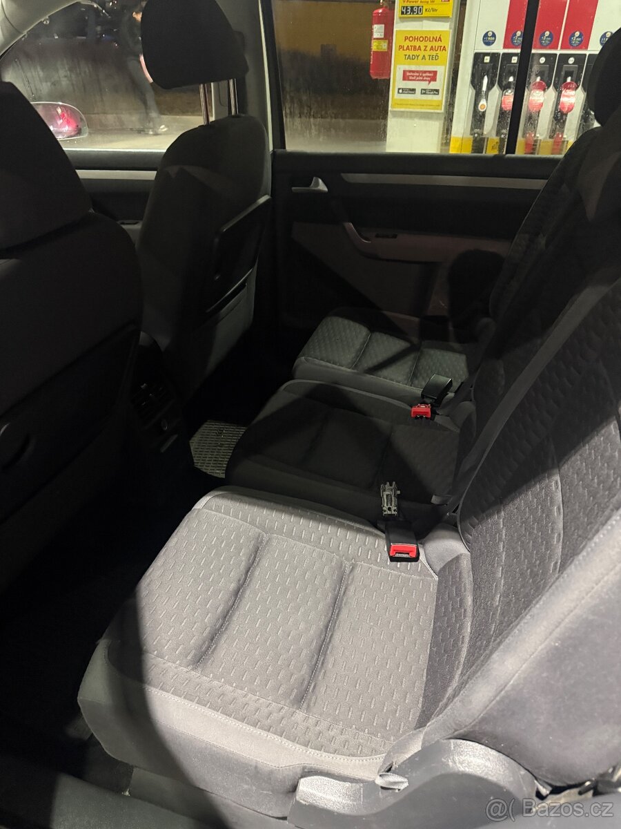 Vw Touran 2.0 tdi 77 Kw Nová stk - 7