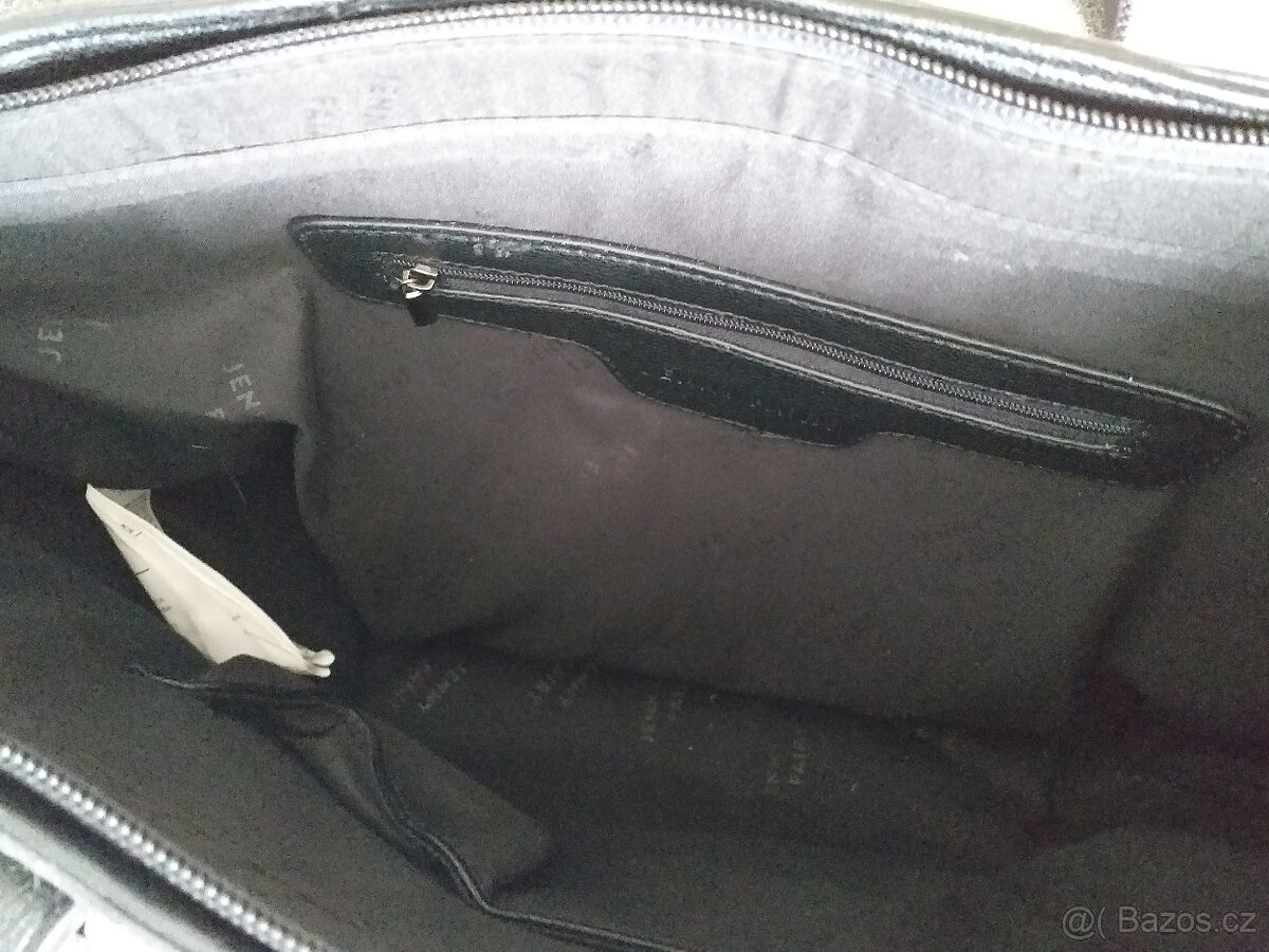 Dámská kabelka do ruky i přes rameno. - 7