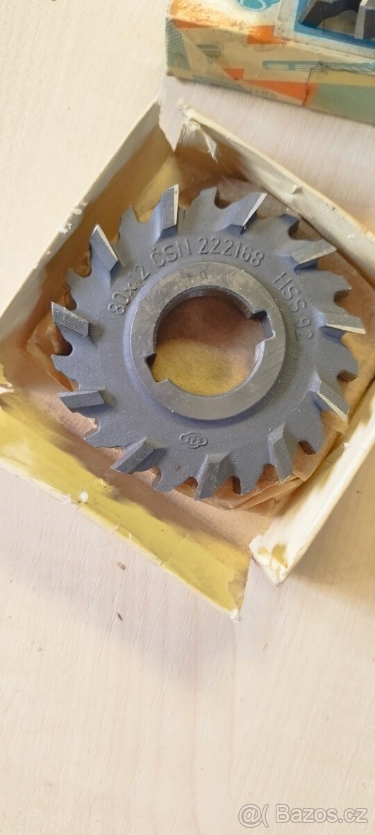 Frézovací hlava+frézy - 7