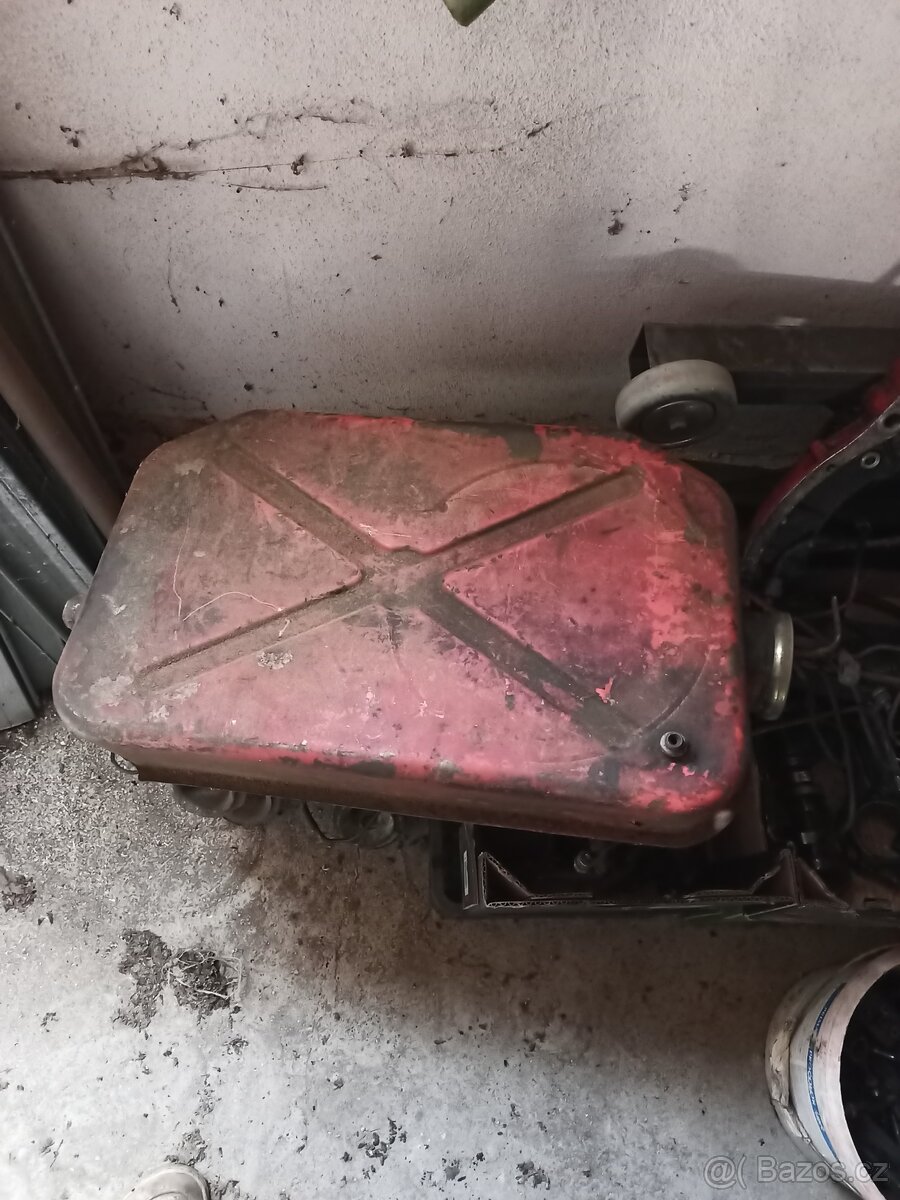 rs 09-díly motoru dvouválec - 7