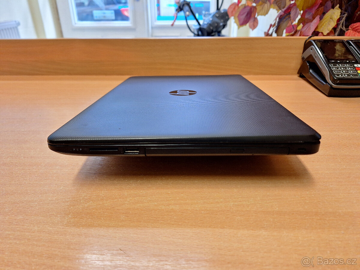 HP 15-ra070nc - WIN11, CPU 2x2.48GHz, 8GB RAM, 250GB SSD - 7