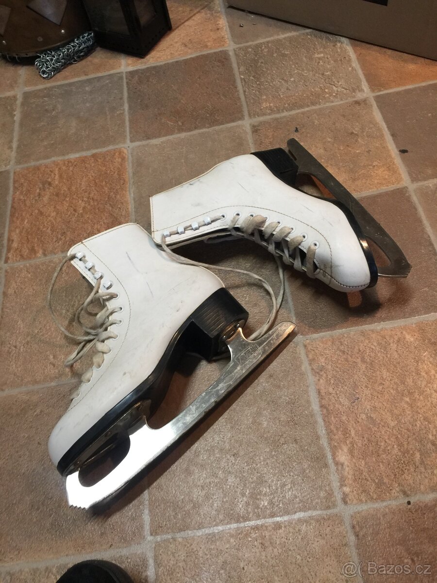 bílé krasobruslařské dámské brusle vel 36 - 7