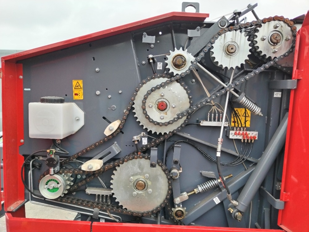 Metal-Fach Z562 RN s řezáním - 7