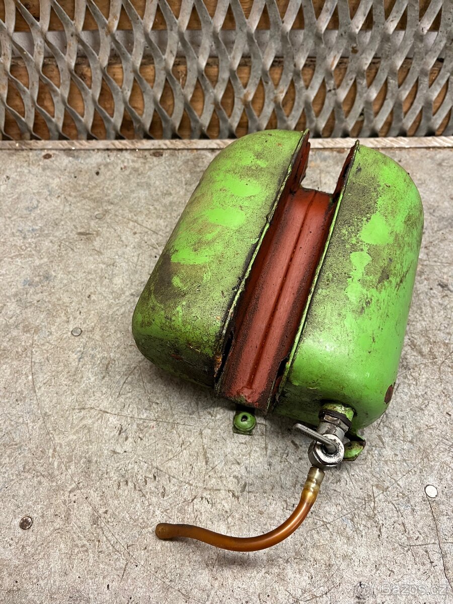 Nádrž Jawa pionýr 555 - 7