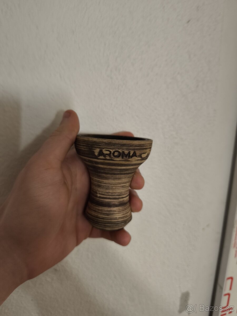 Vodní dýmka (y), korunky, váza - 7