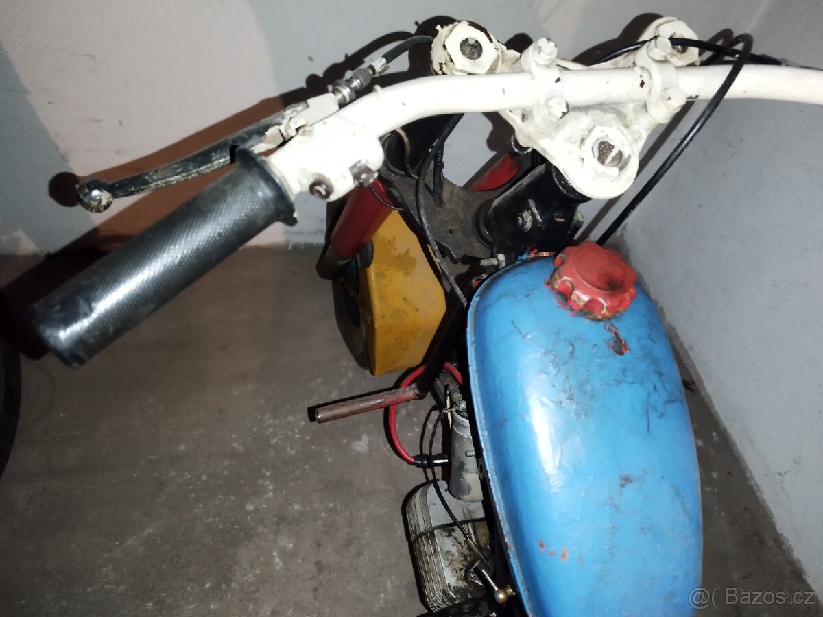 Benzínová Tříkolka - 7