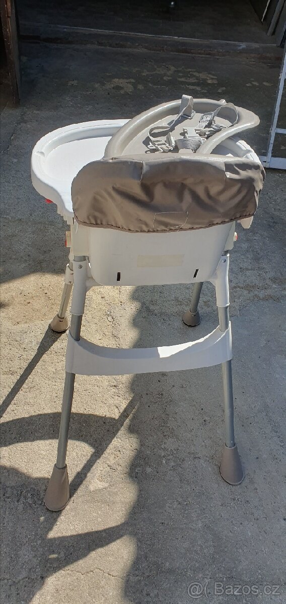 jídelní židlička - 7