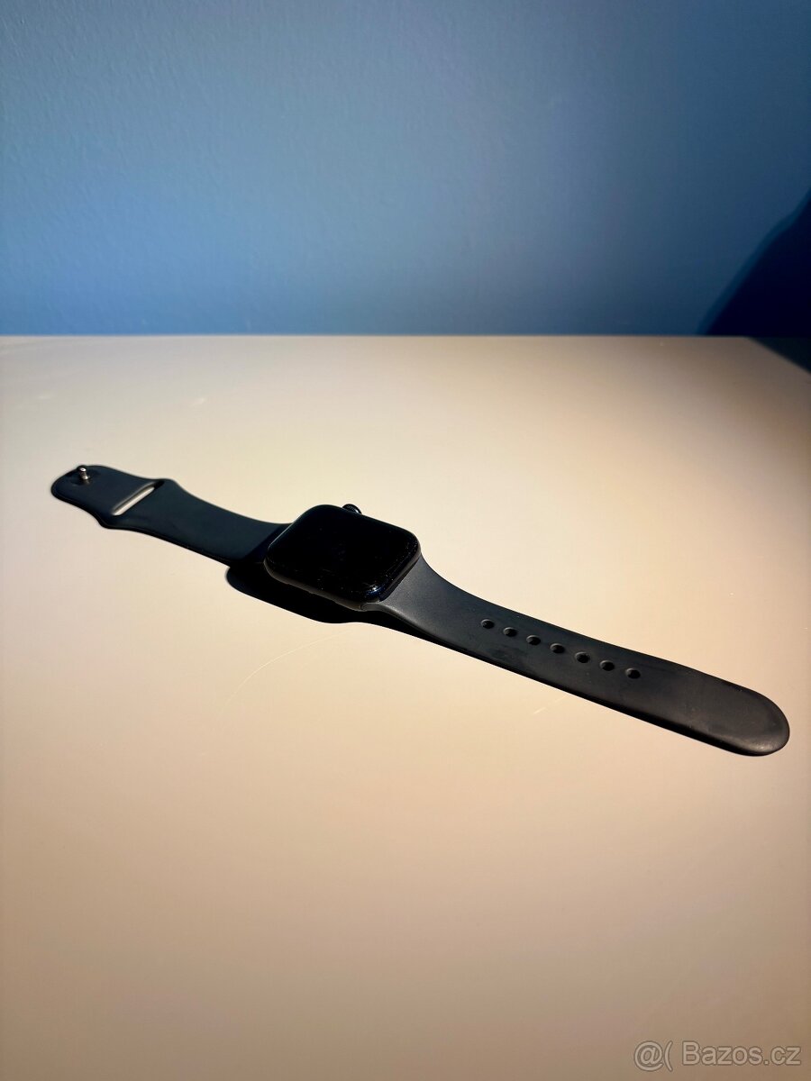 Apple Watch SE 40mm 2.generace - 7
