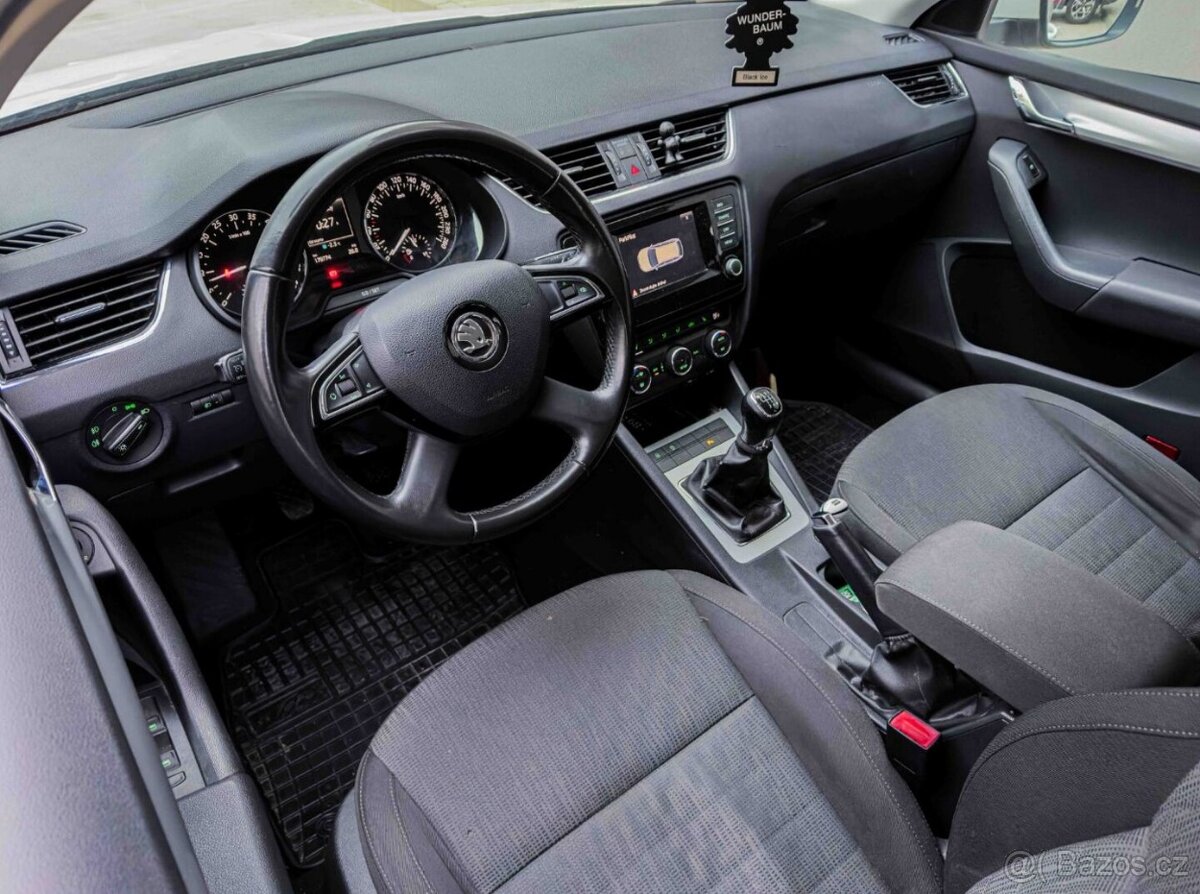 Škoda Octavia Combi 2.0 TDI Ambition - 7