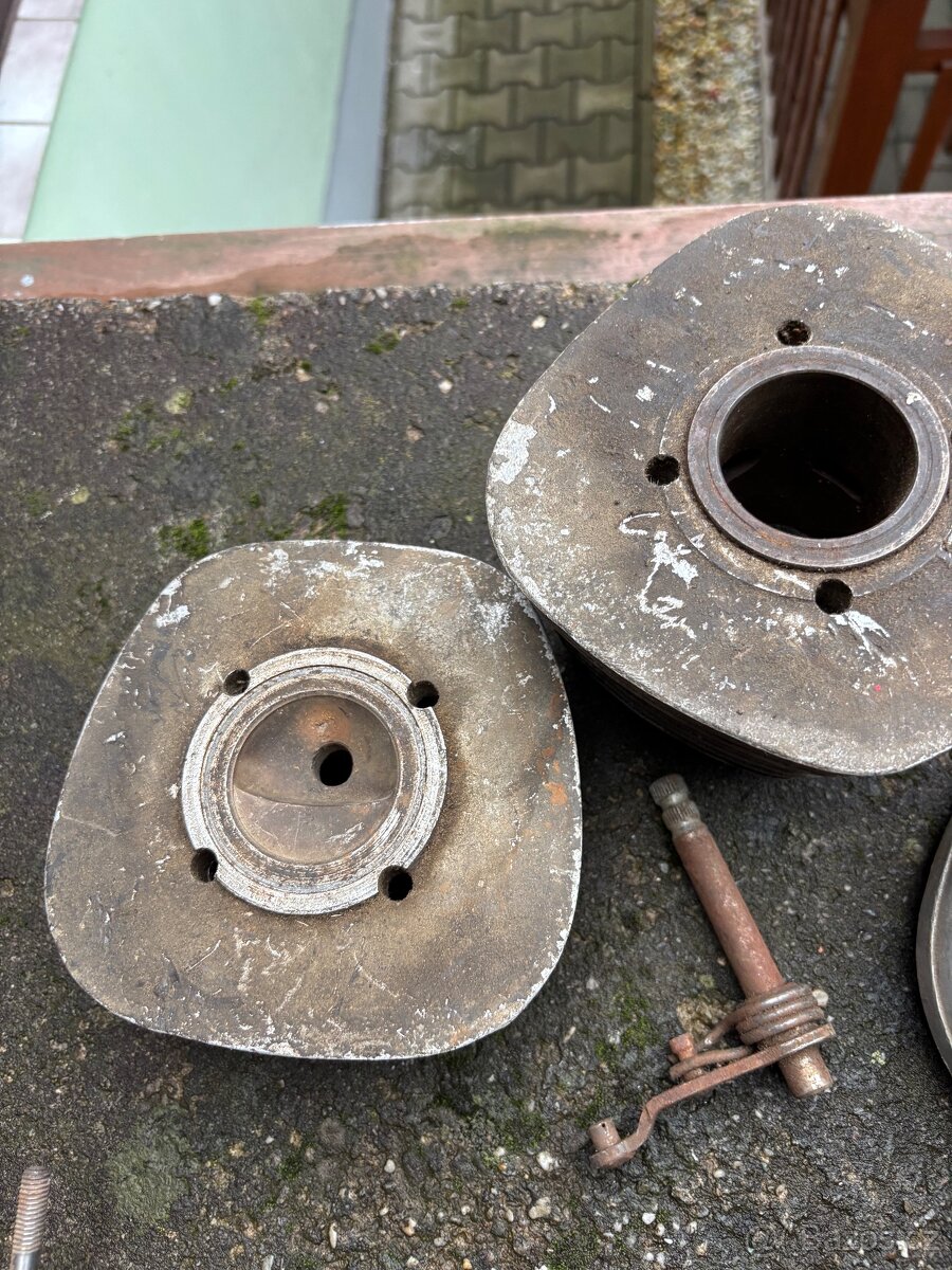 Jawa 90 - motor - 7