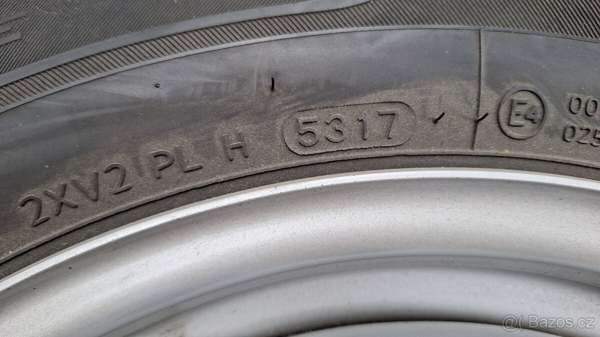 Sada disků VW 16" 5x120 letní pneu 205/65 R16C 3-7mm - 7