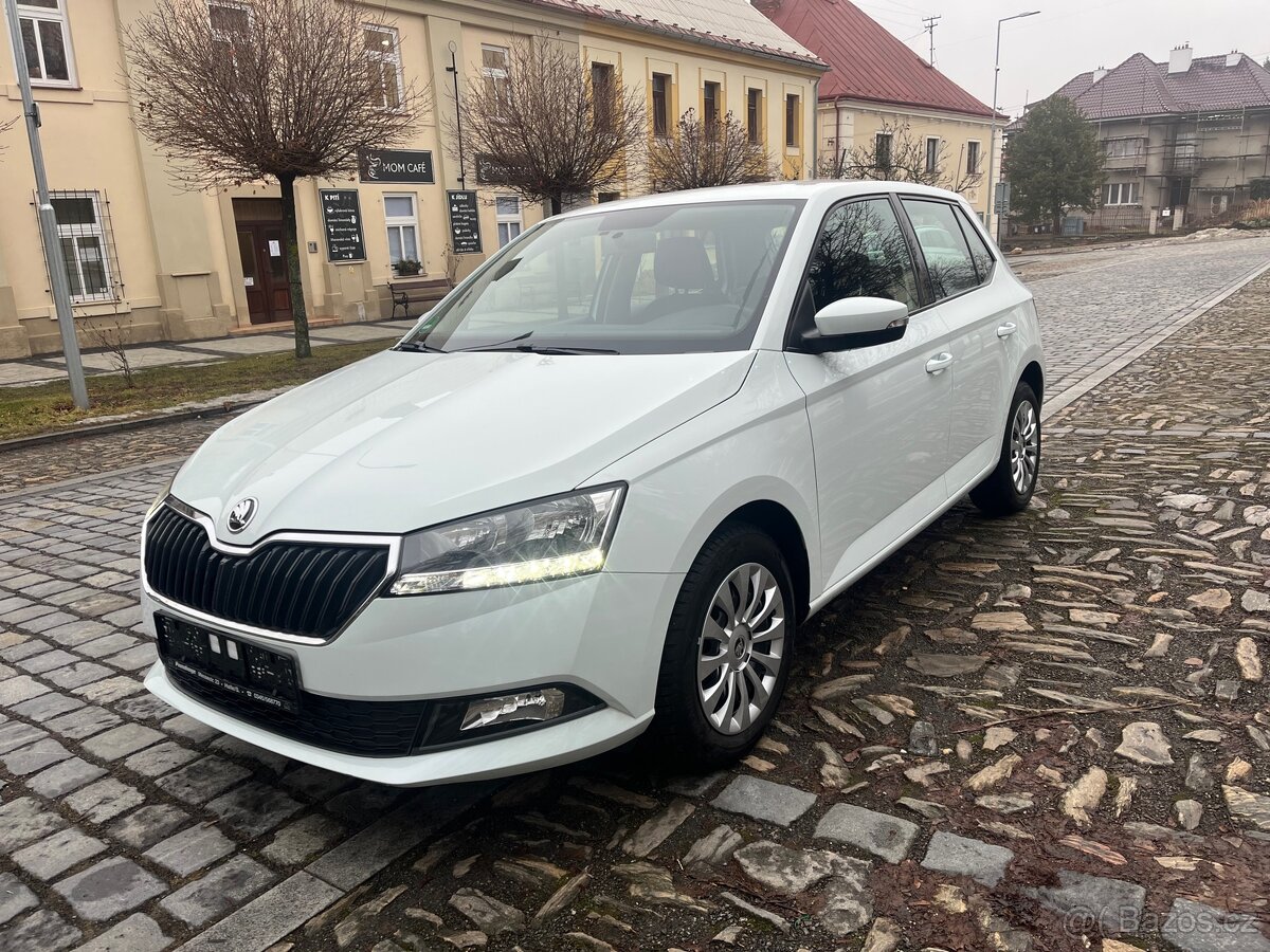 Škoda Fabia,55kW,parkovací senzory - 7