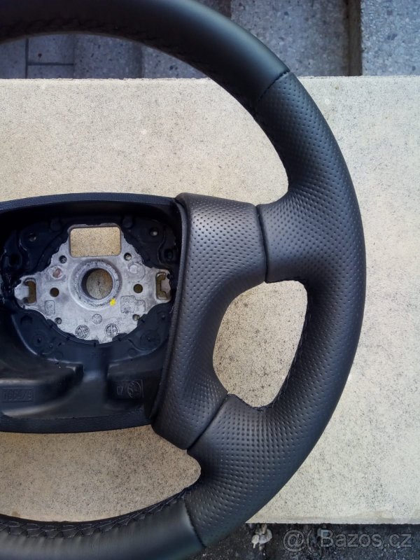 Nově obšité volanty ŠKODA - 7