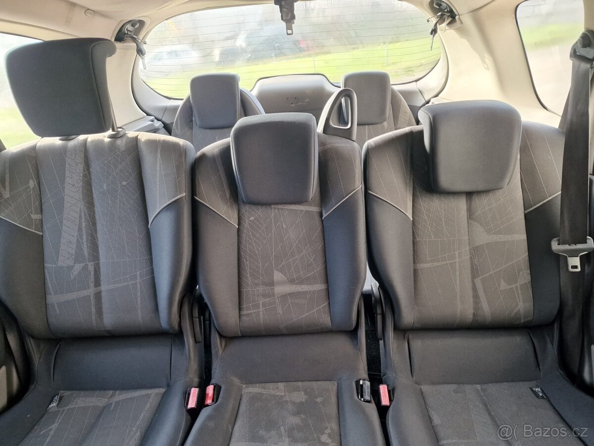 Nabízím Renault Grand Scenic 1,9dci najeto 313000km 7 míst - 7