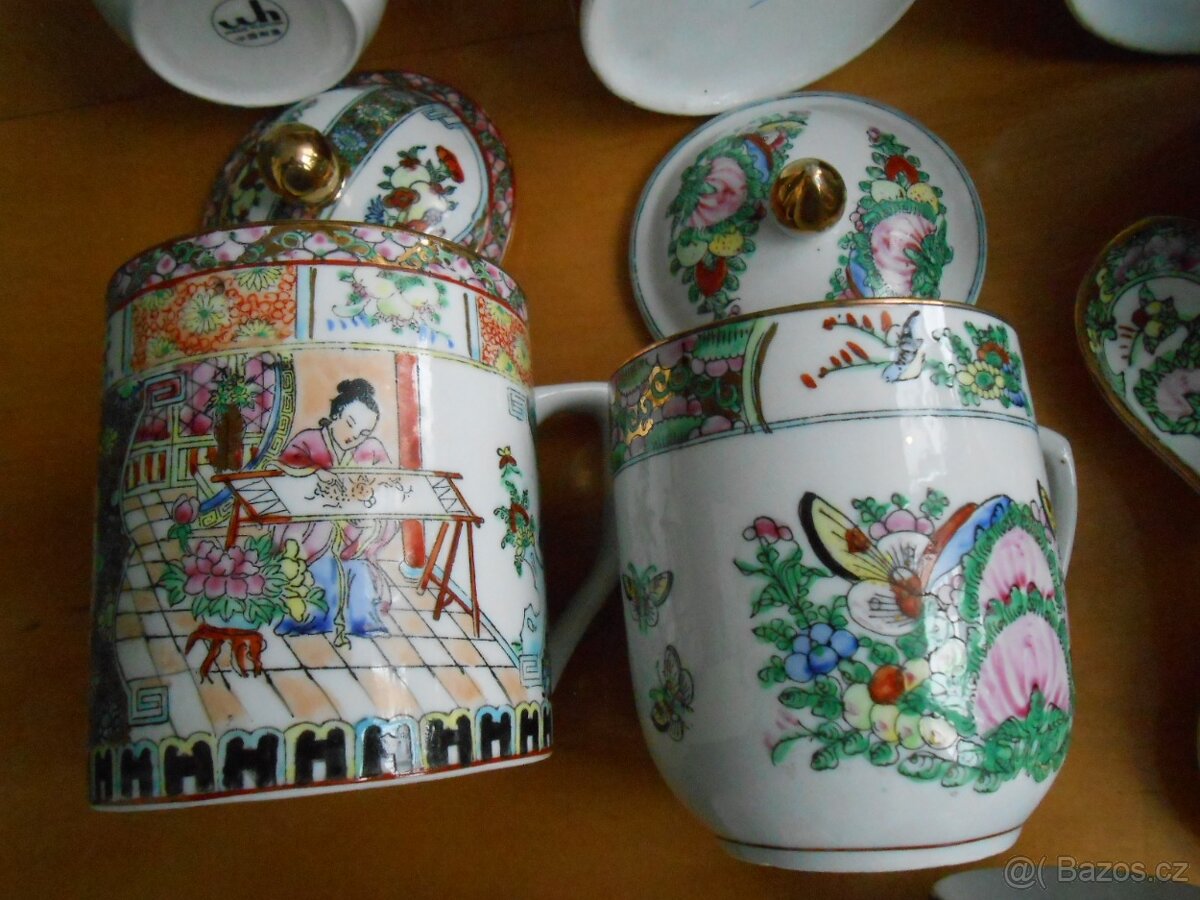 11kusů starý čínský porcelán - jedno víčko má lepenou špičku - 7