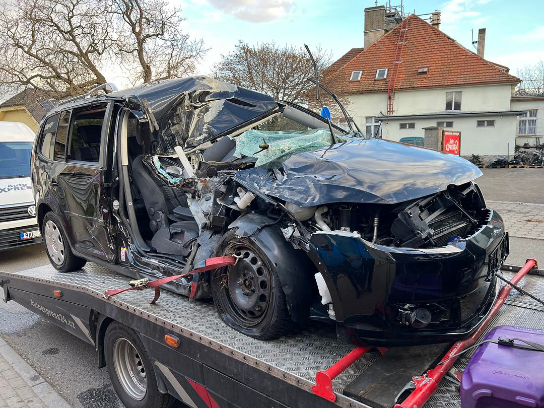 Veškeré náhradní díly VW Touran 1T3 r.v. 2013 CFHC NGB LC9X - 7