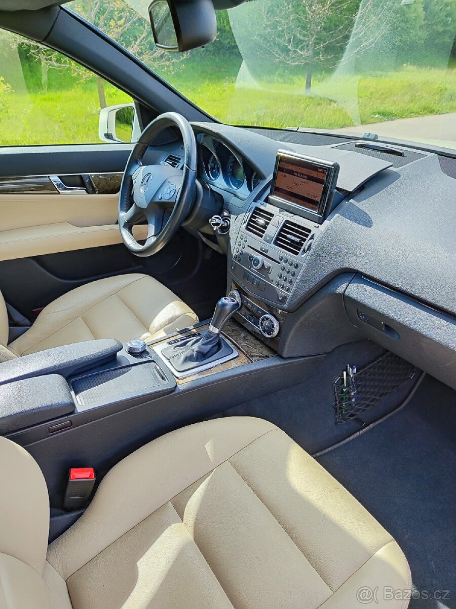 Prodám Mercedes Benz C350 CDI 4matic - 7