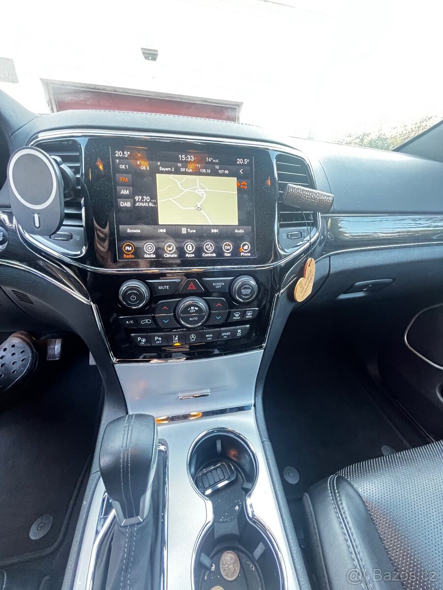 JEEP Grand Cherokee 3,0 4x4 OVERLAND - 7