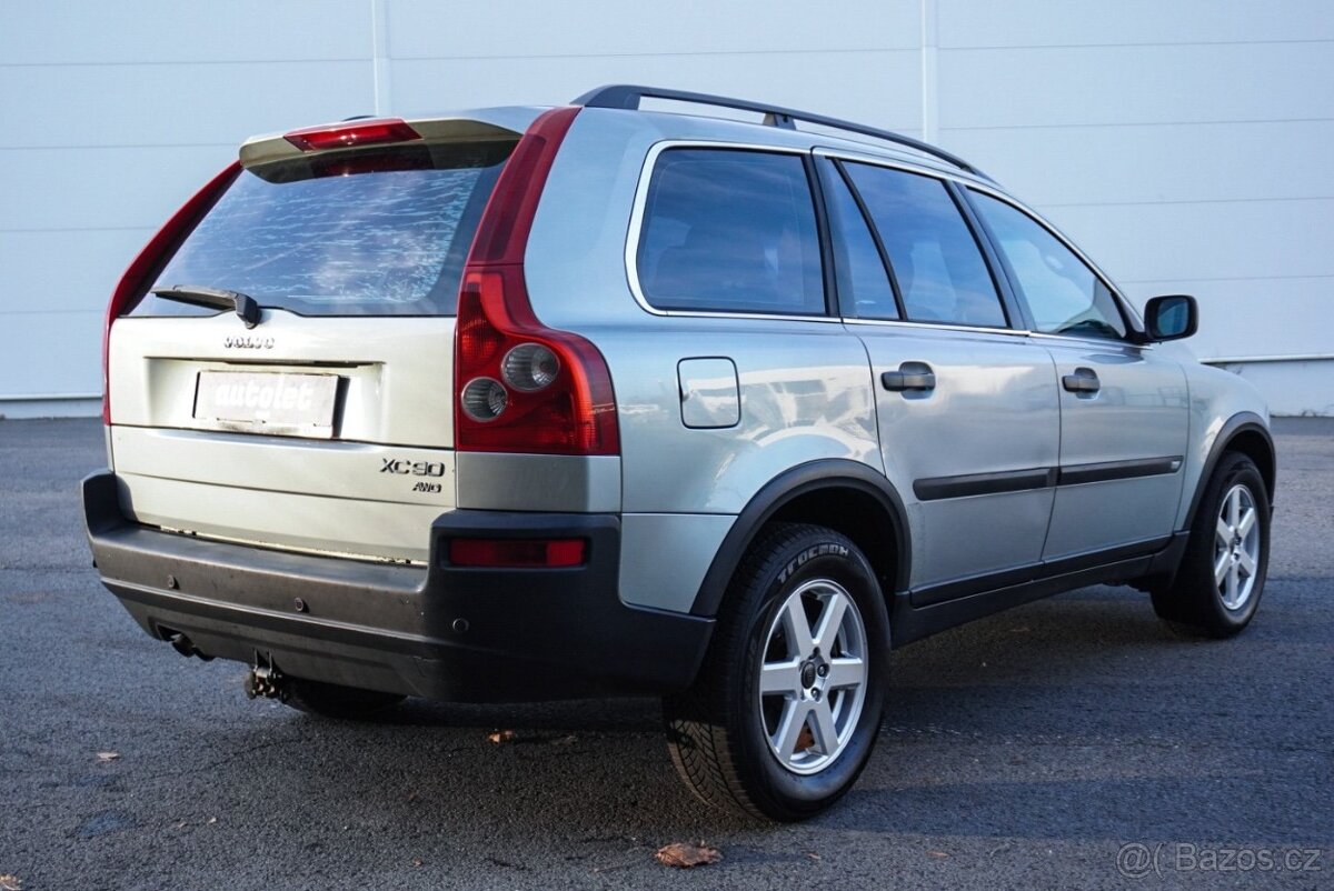 Volvo XC90 2,4D D5 EXECUTIVE AWD - 7
