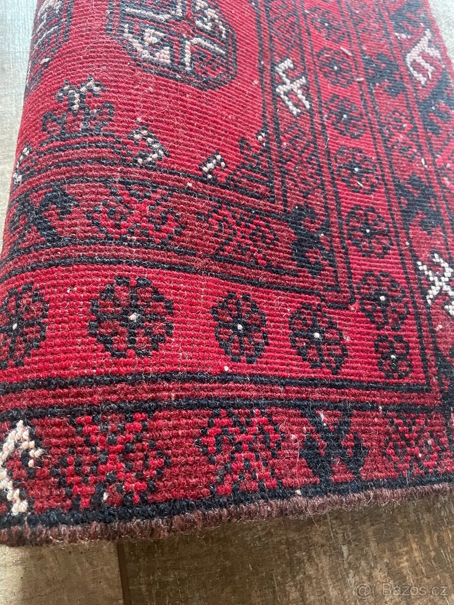 Perský vlněný kobereček 70x52 - 7