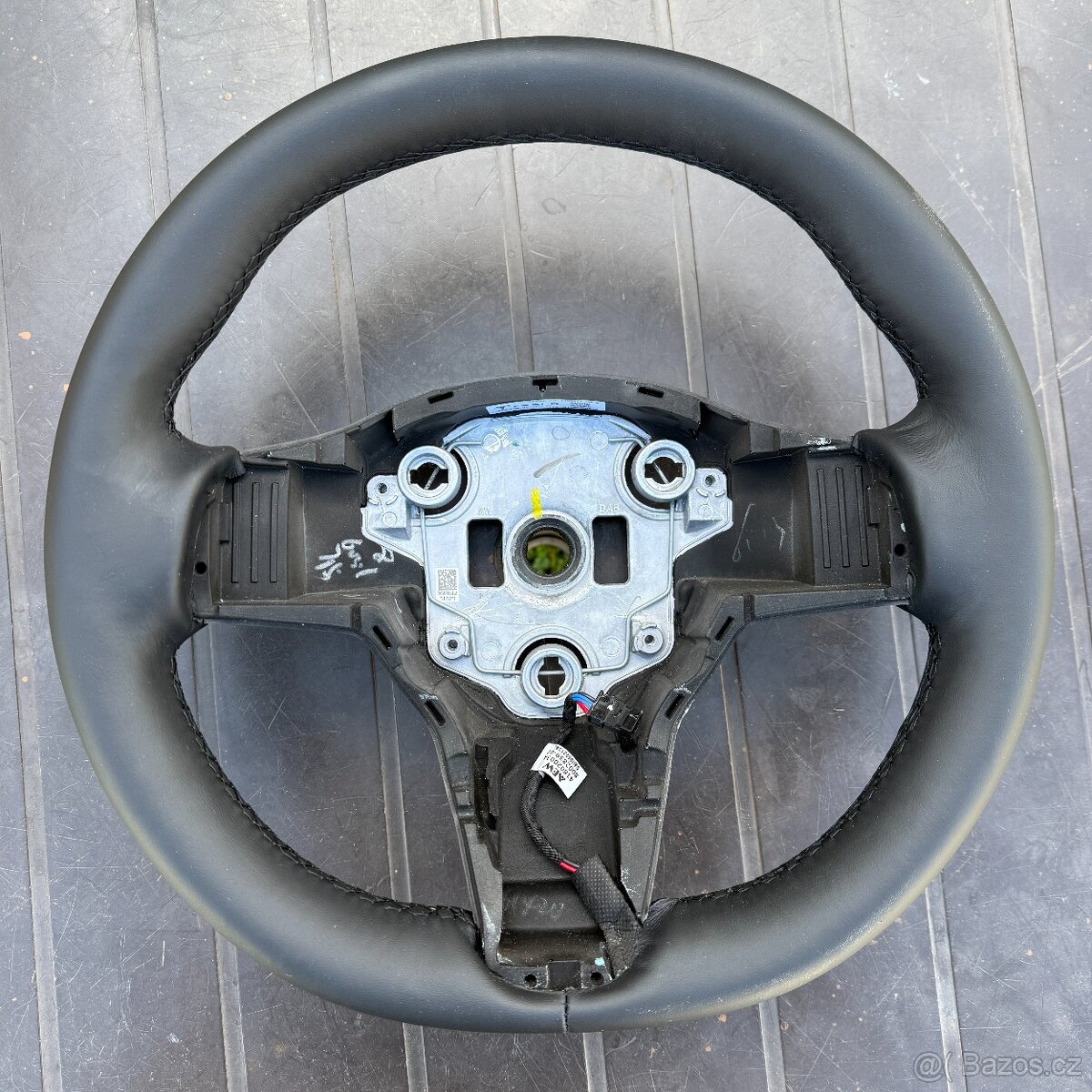 Tesla 3,Y nový kožený volant - 7