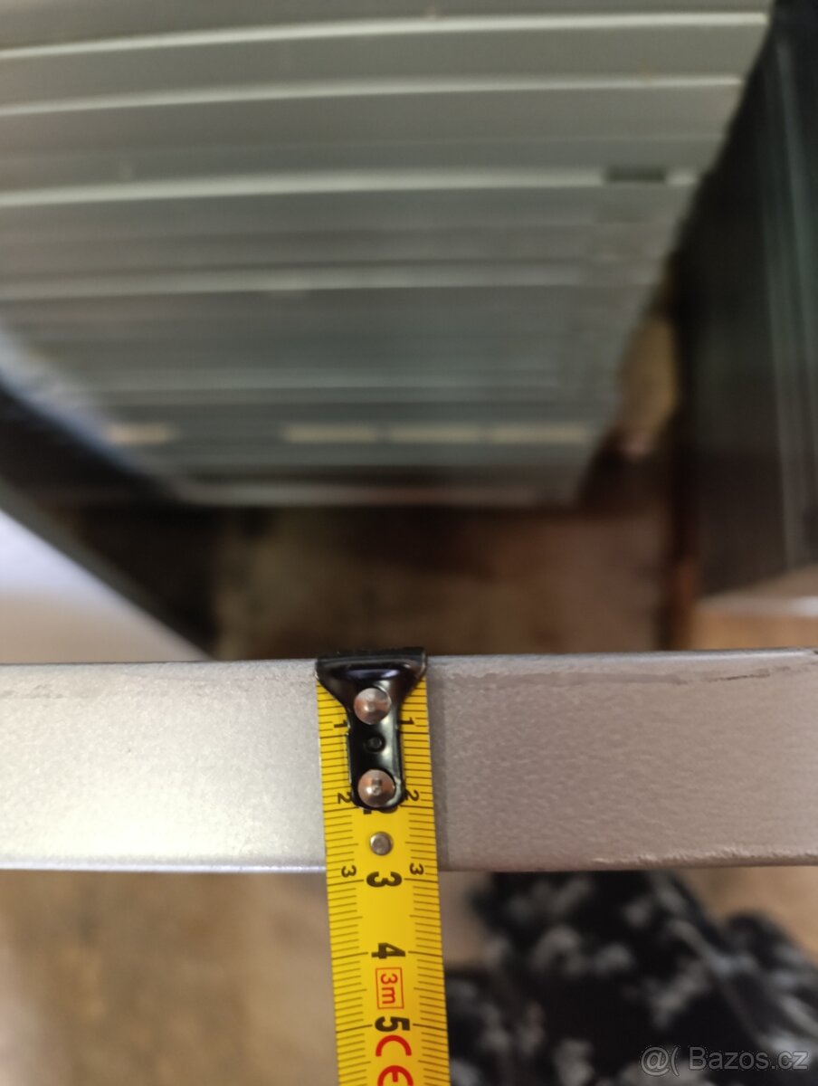 Plechová police - 7