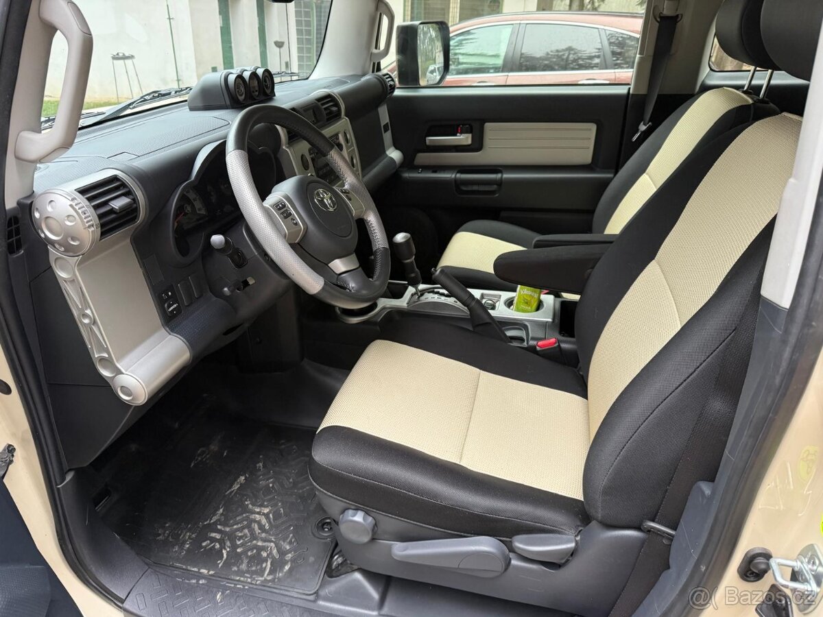 Toyota FJ Cruiser, 4.0 V6 Final Edition 0855/1000 - 7