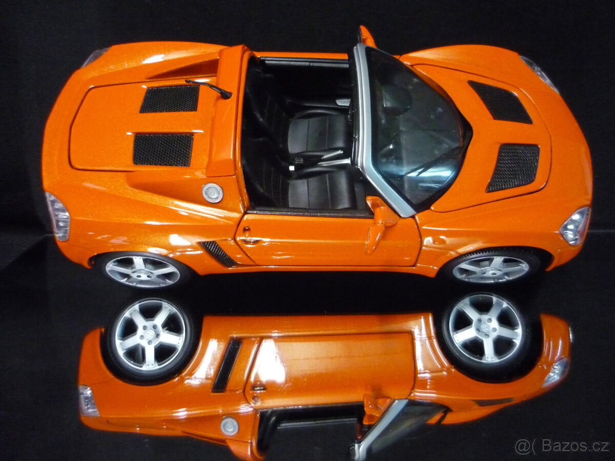 Opel Speedster Maisto 1/18 - 7