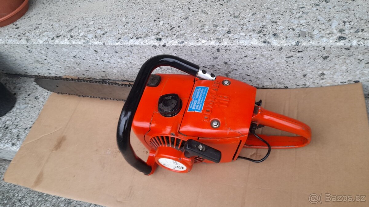 Stará historická motorová pila Dolmar 118 - 7