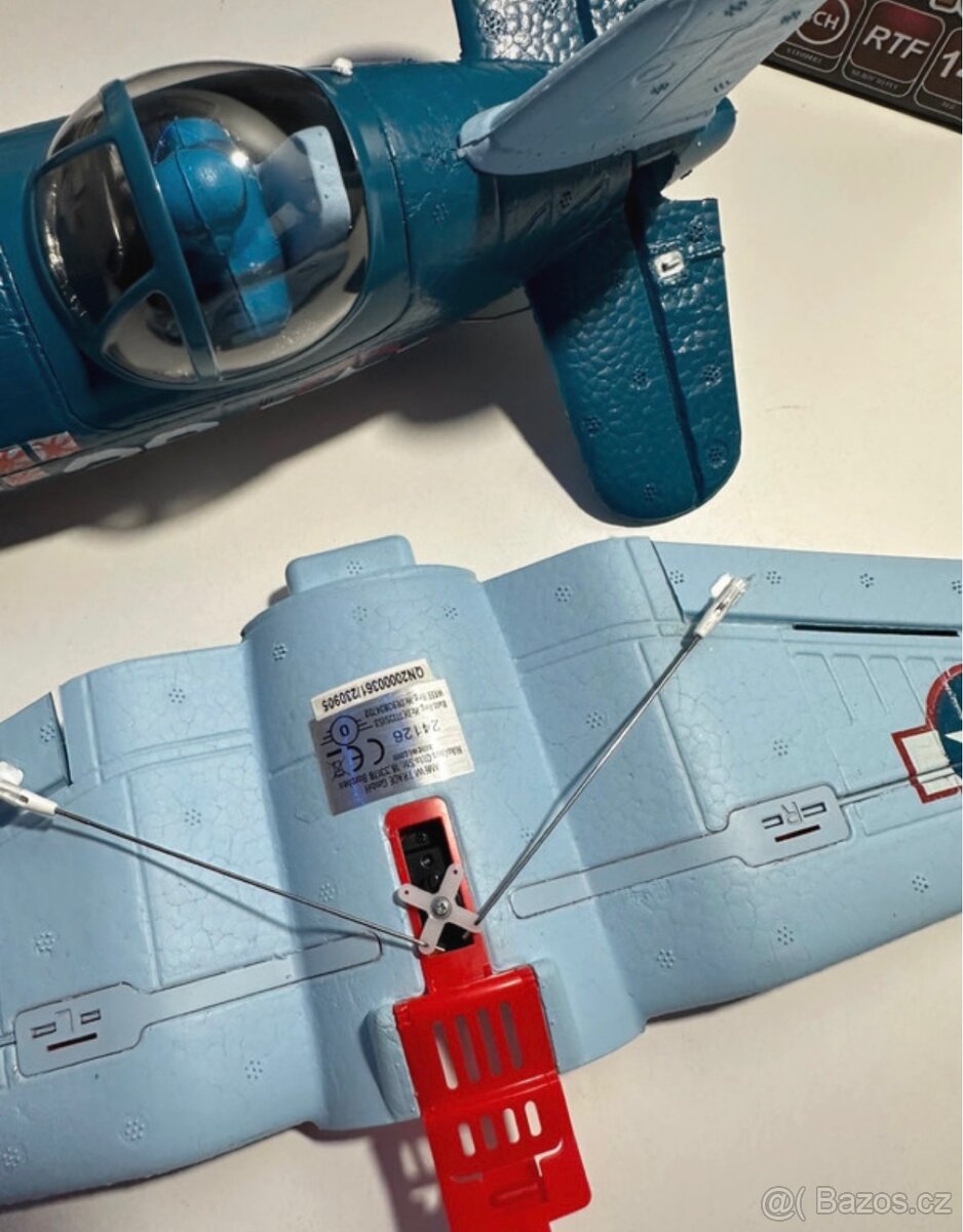 AMEWI RC LETADLO CORSAIR F4U 3 KANÁLY 6G GYRO, RTF SADA - 7