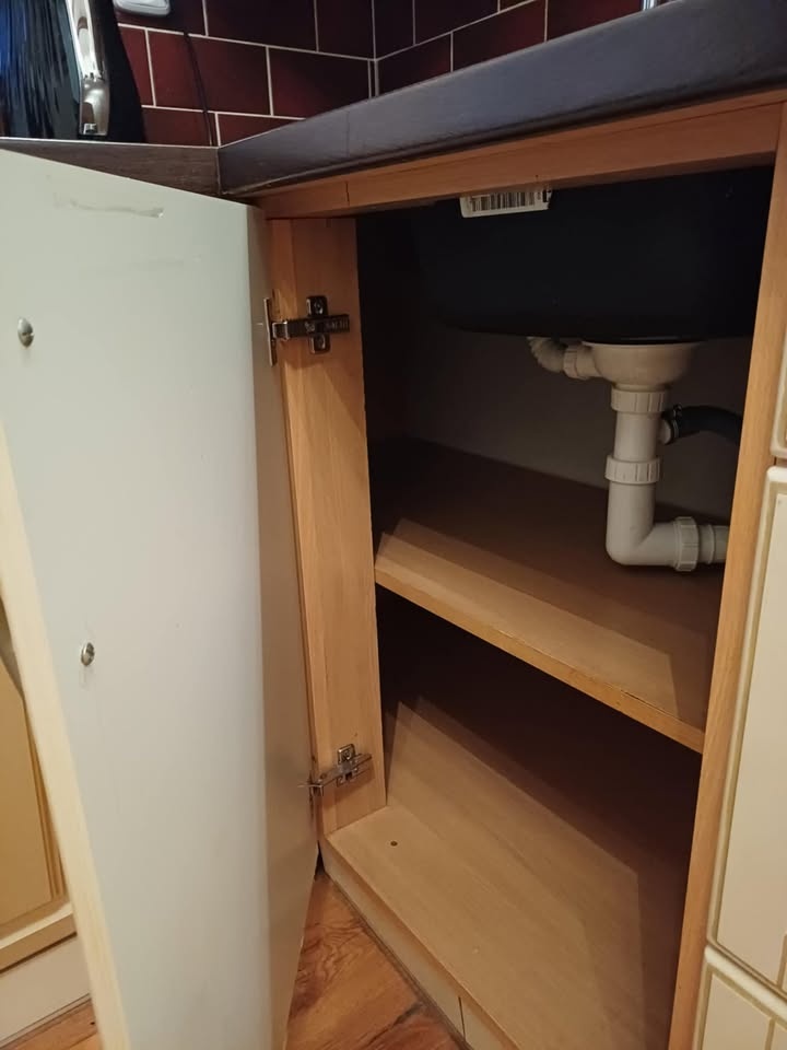 Kuchyňská linka včetně spotřebičů - 7