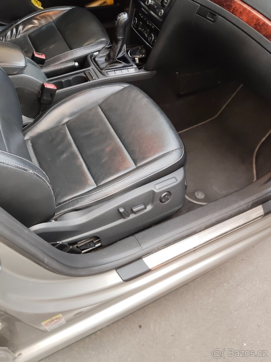 Superb 1.6 2012r.v. - 7