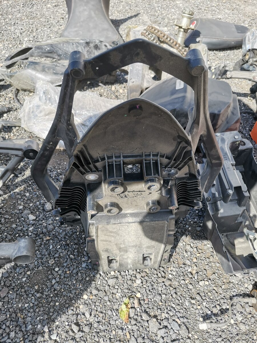 Ducati Multistrada 1200 Soubor dílů - 7