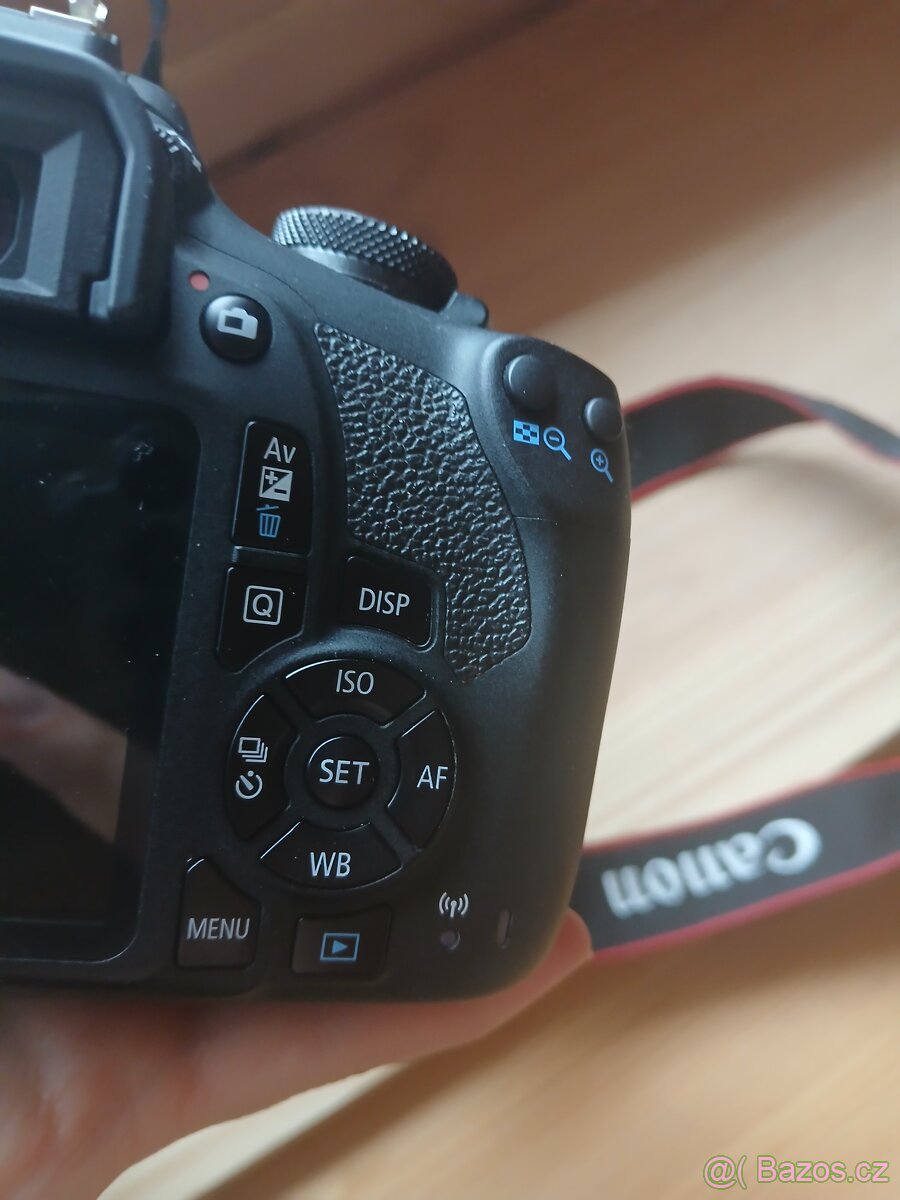 Canon EOS 2000d - 7