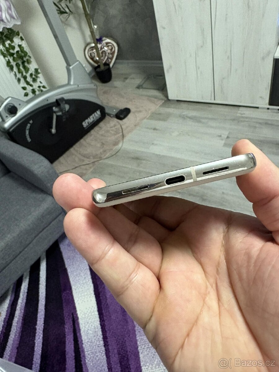 Google pixel 8 pro - 7