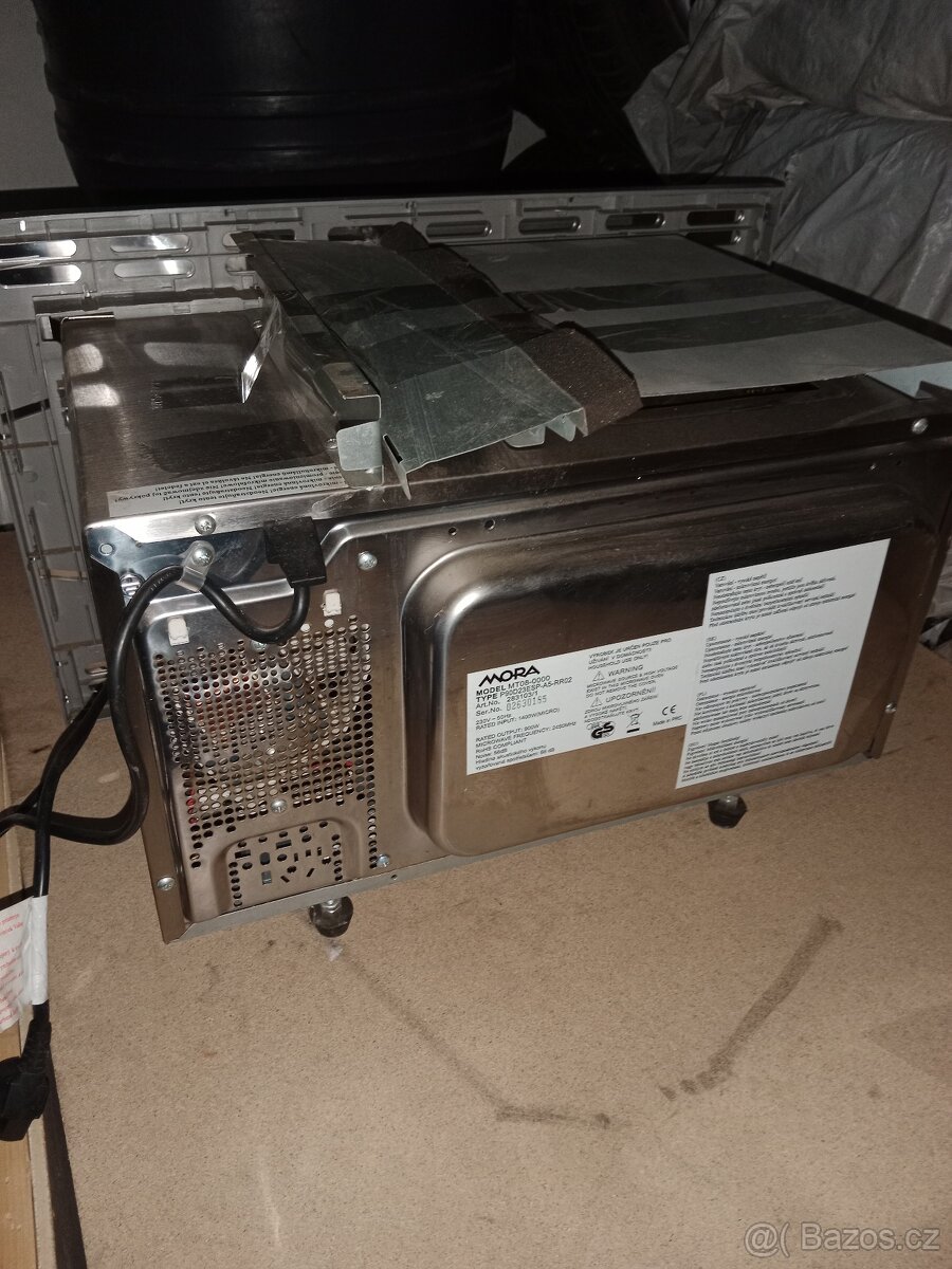 Vestavěná mikrovlnná trouba Mora a digestoř Whirlpool - 7