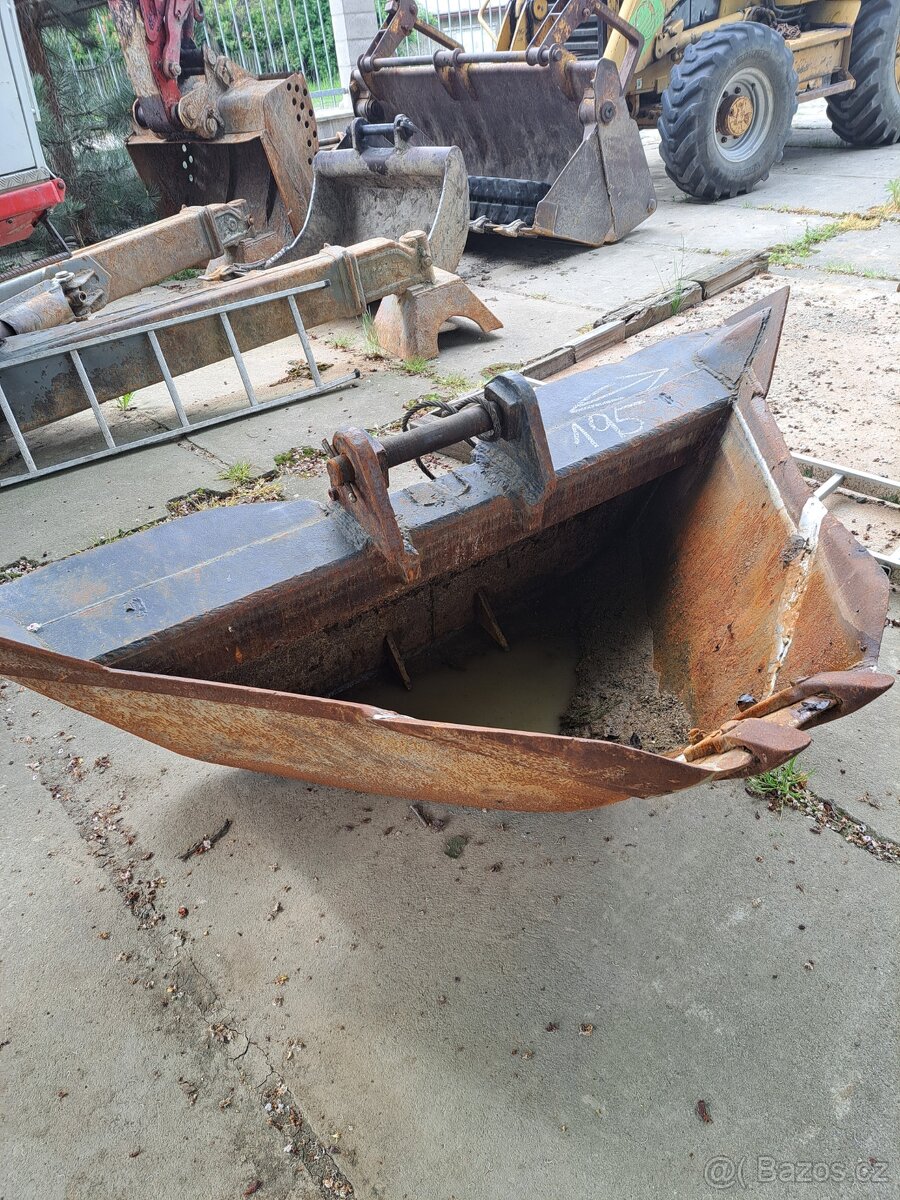 Příkopová lžíce na bagr - 7