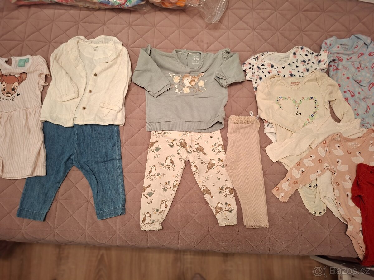 Velký balík oblečení holčička 0–1 rok - 7