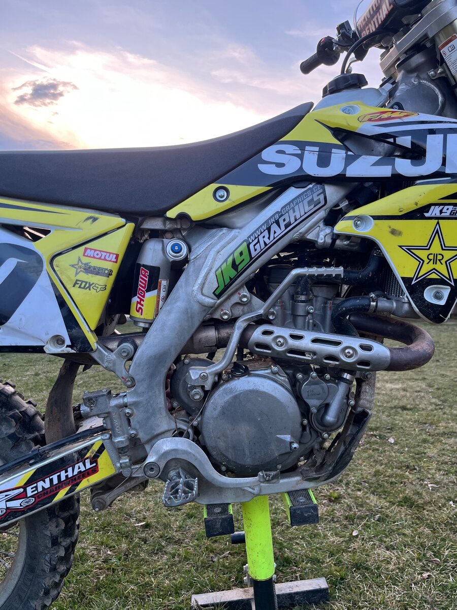 Suzuki rmz 450 - 7