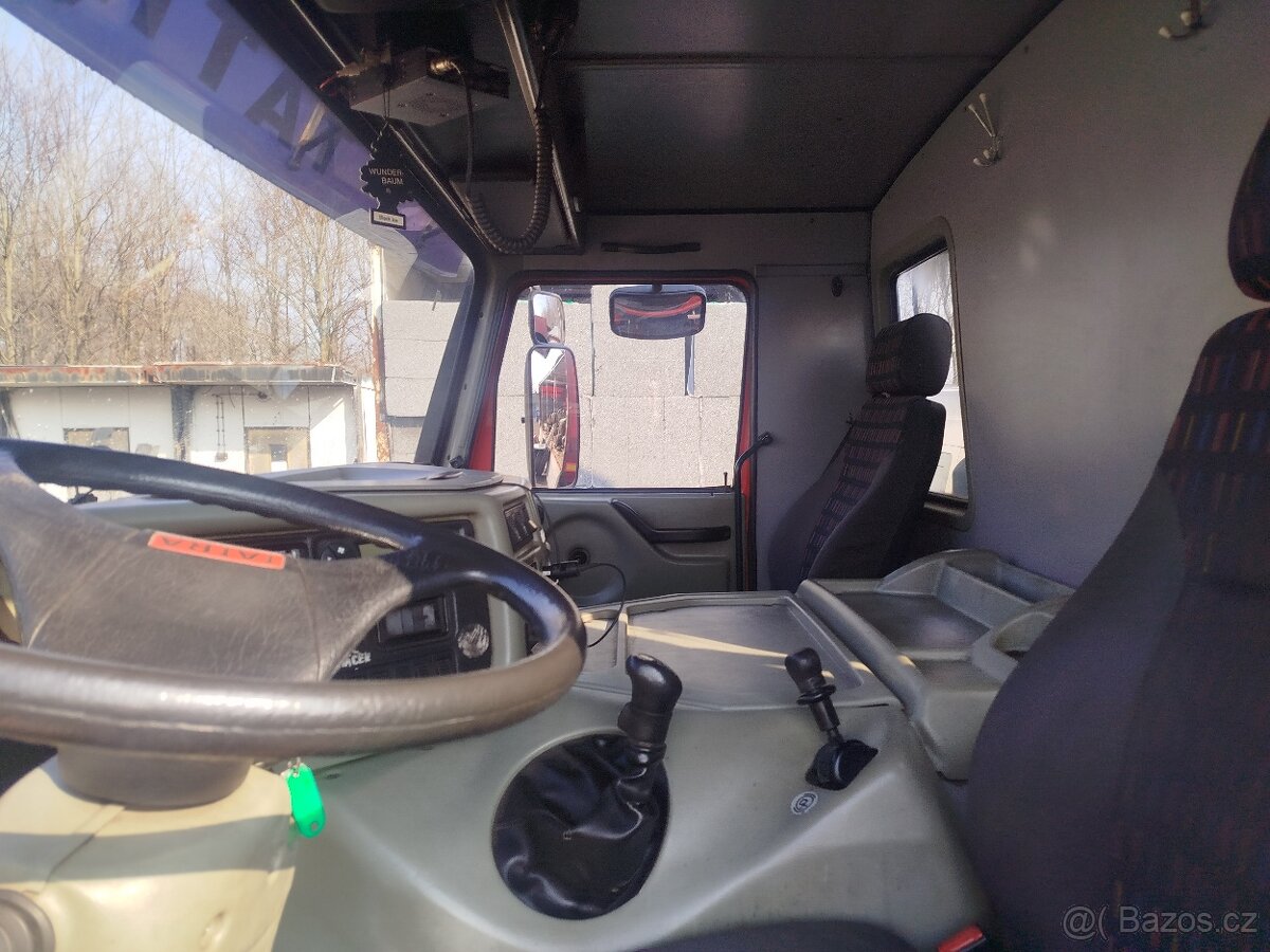 kabina Tatra E lll - 7