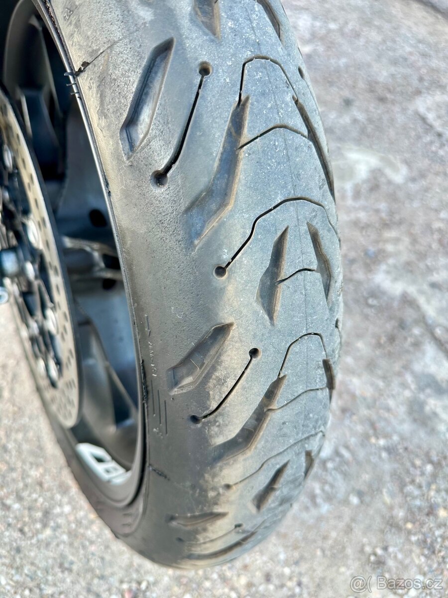 Honda cb 659r - 7